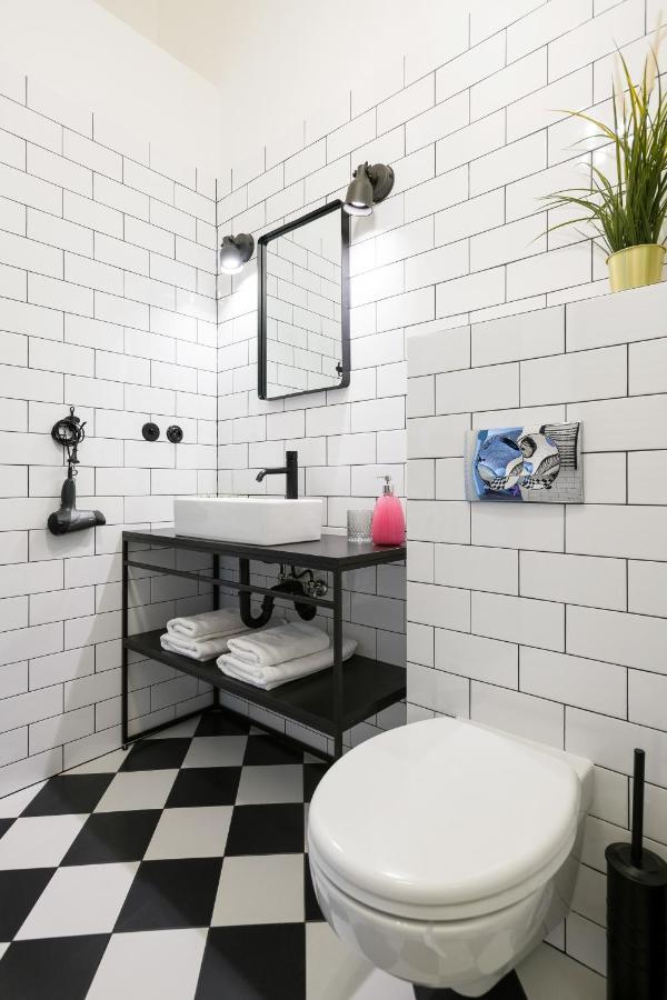 Discover Krakow Apartments - 3 Rakowicka St - Amazing Loft Near Main Station - Netflix Esterno foto